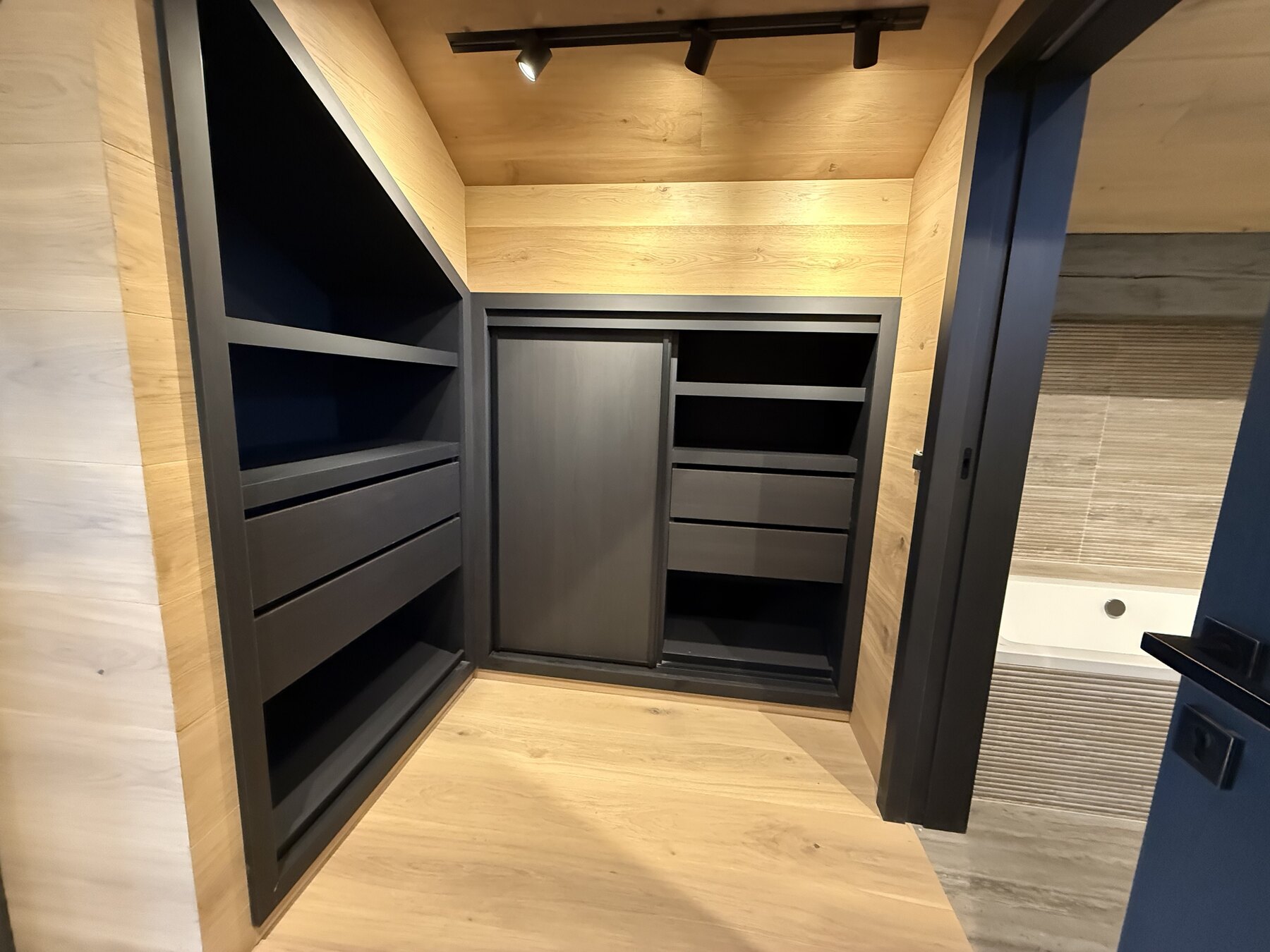 Référence chantier CBS RHONE ALPES : travaux de rénovation intérieure